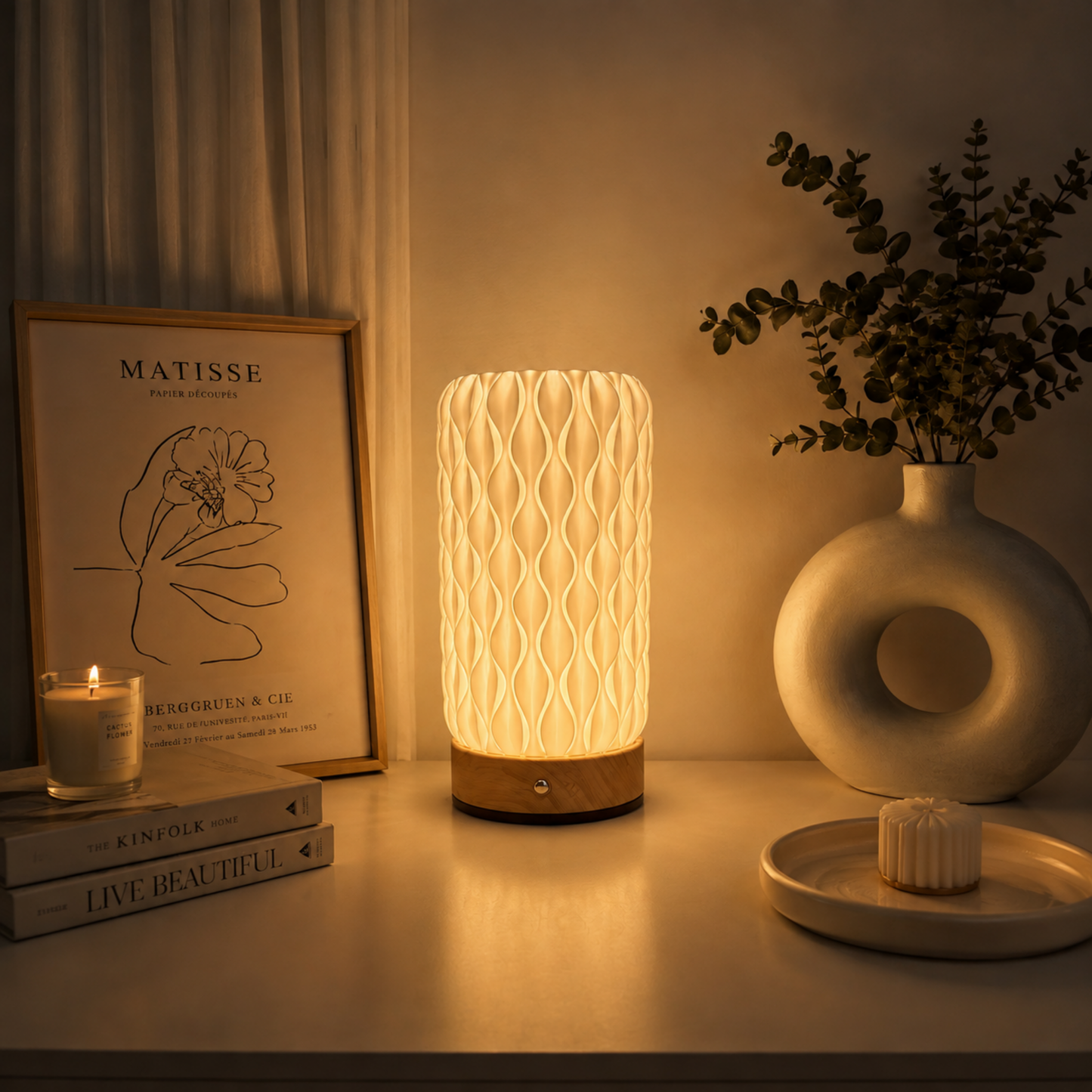 Lumé Vase Lamp